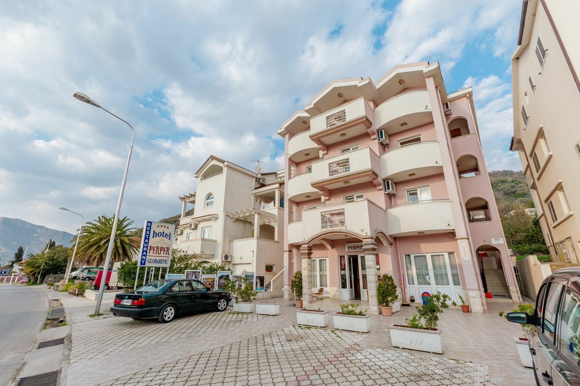 Apartments Perper Tivat Exterior foto