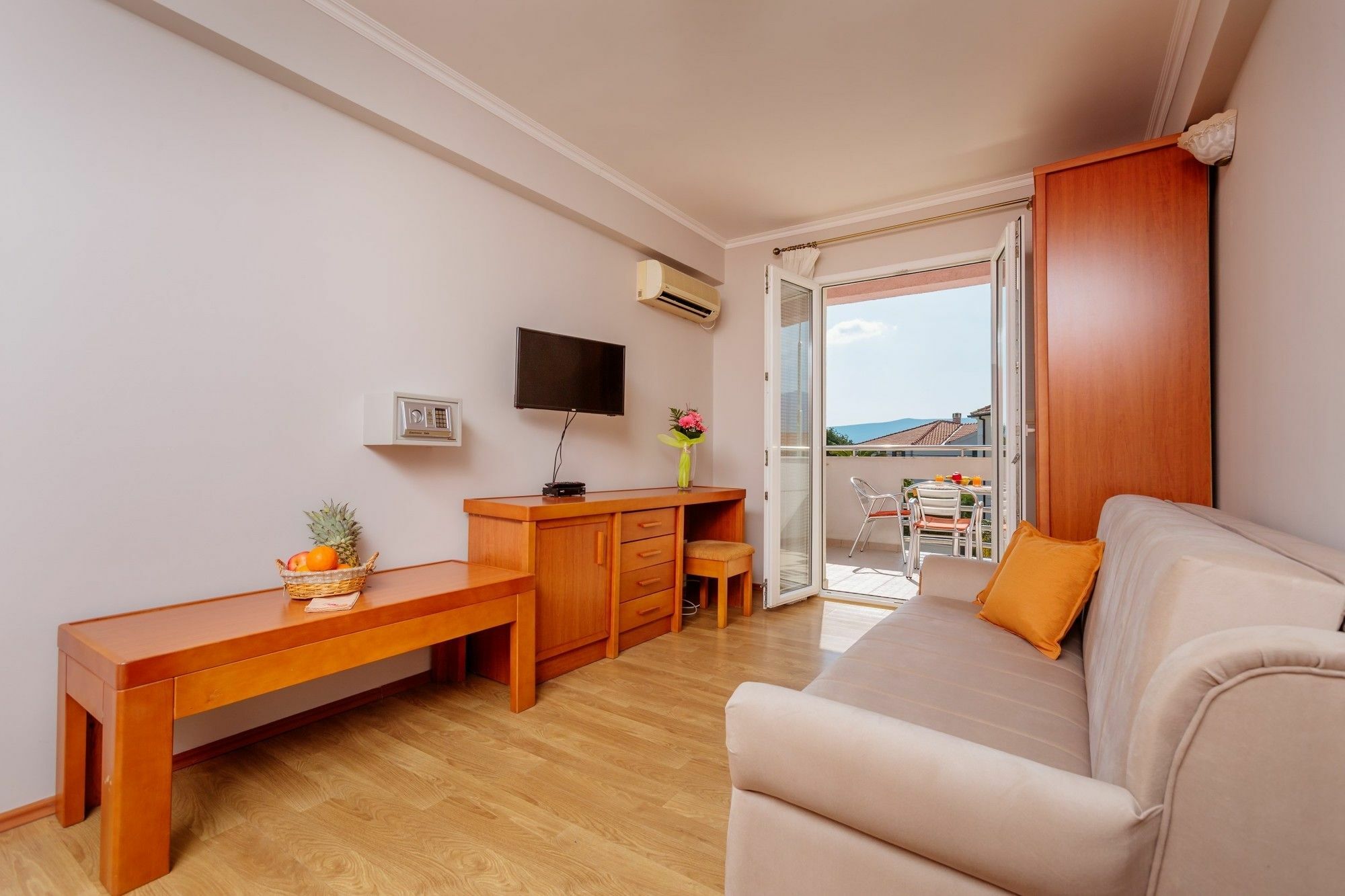 Apartments Perper Tivat Exterior foto